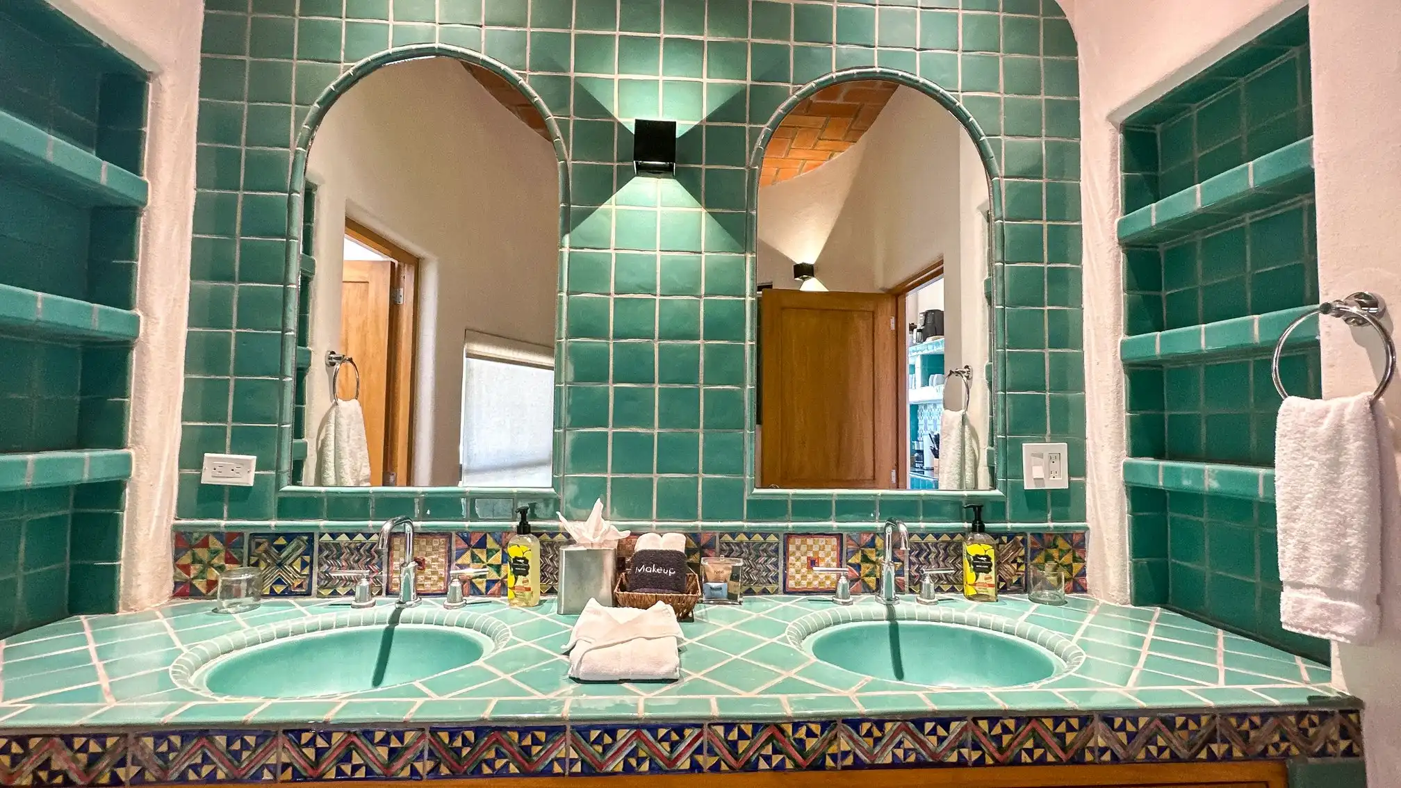 Imagen principal de edificio Venta de Complejo de Villas en La Cruz de Huanacaxtle | Ideal Hotel Boutique