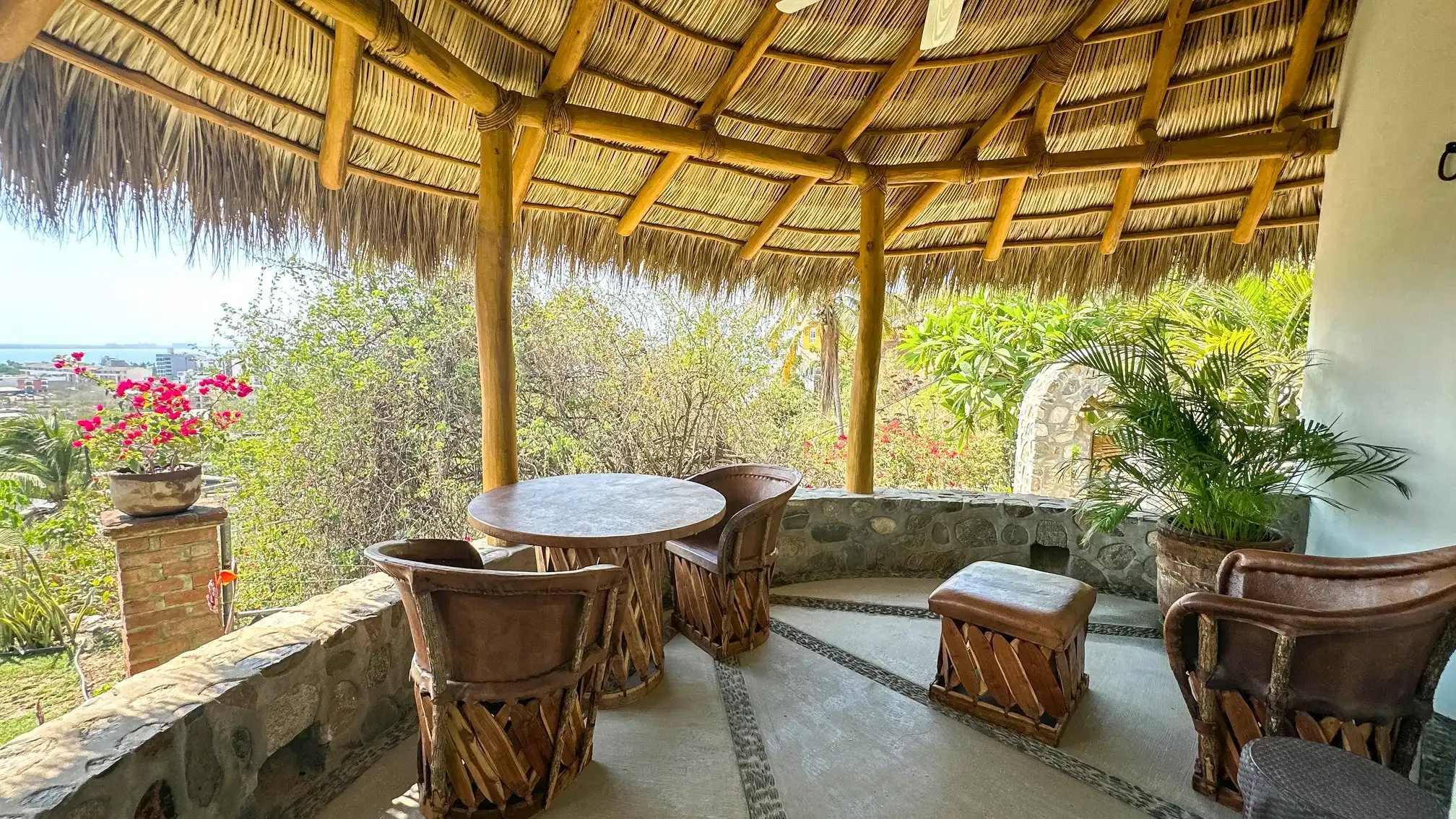 Fotografía 4 de edificio Venta de Complejo de Villas en La Cruz de Huanacaxtle | Ideal Hotel Boutique