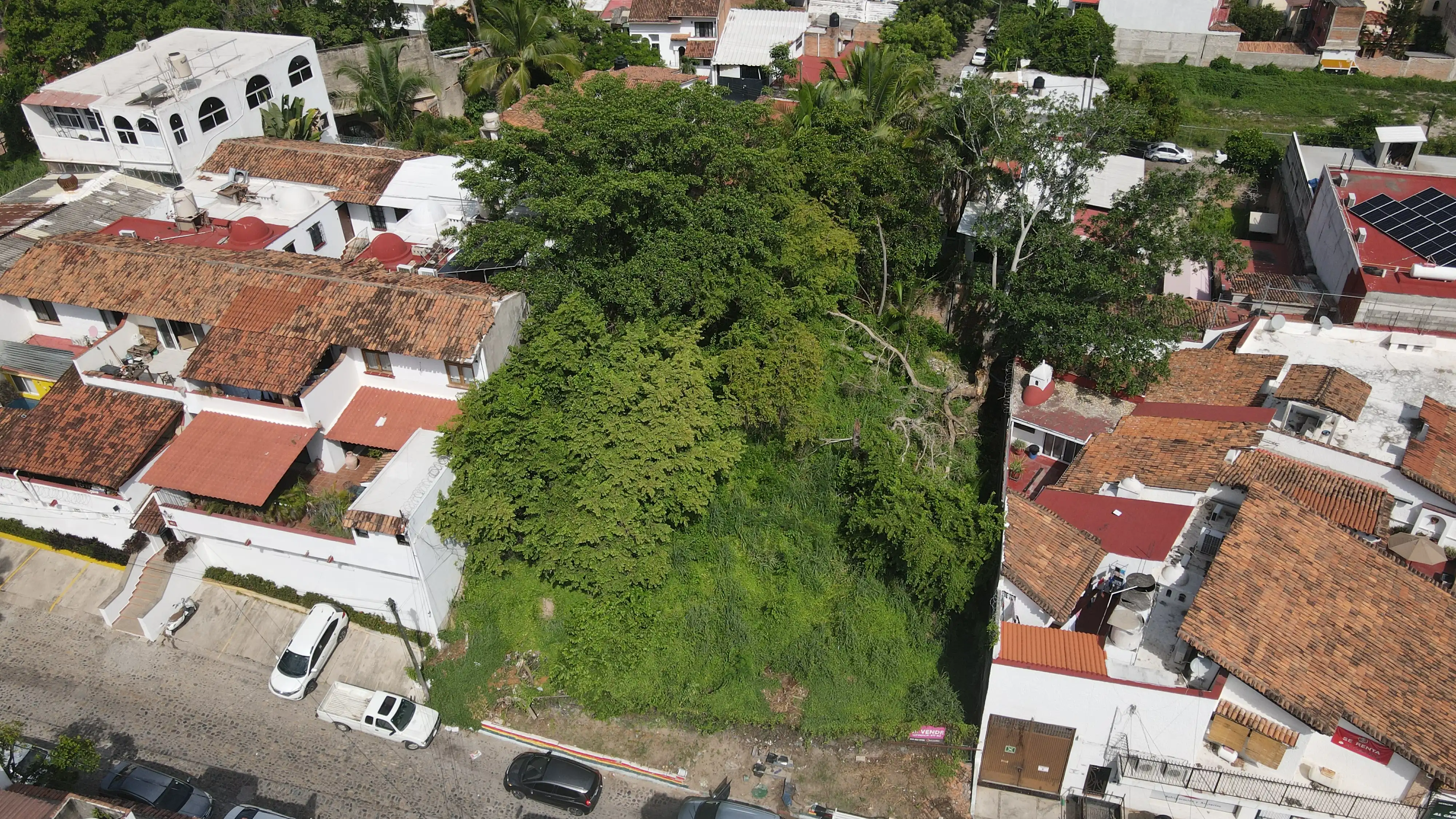Fotografía 5 de terreno comercial Oportunidad de Inversión: Terreno de 877 m² en Puerto Vallarta