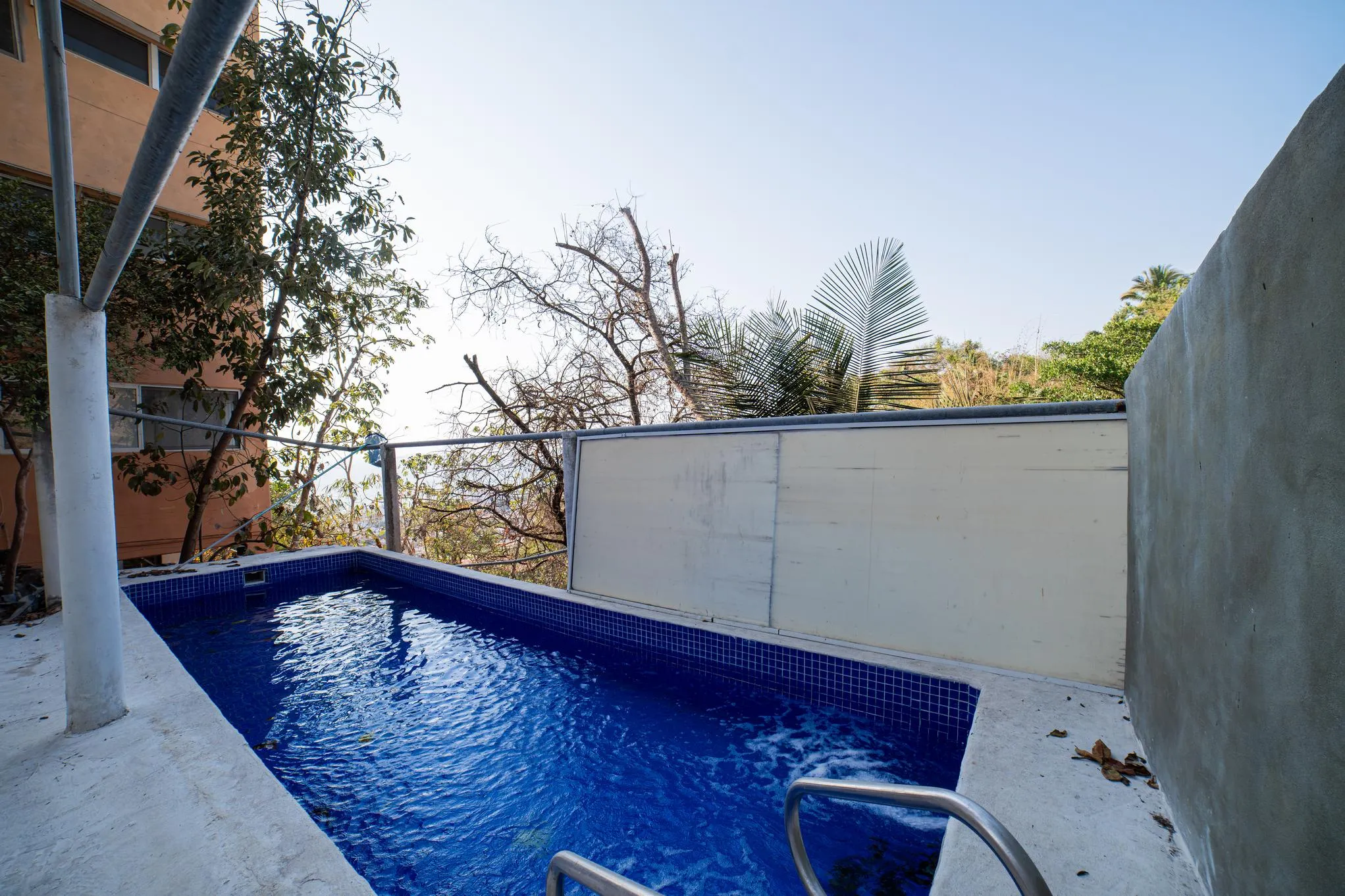 Fotografía 10 de edificio Edificio en Venta en Puerto Vallarta | Torre Miramar, 7 Departamentos con Vista al Mar