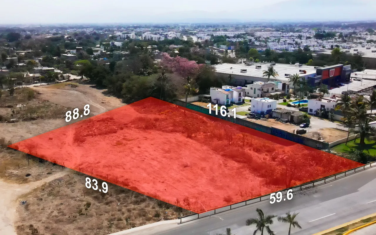 Imagen principal de terreno comercial Terreno Comercial en Venta en Bahía de Banderas | 7,076 m² sobre Blvd. Riviera Nayarit