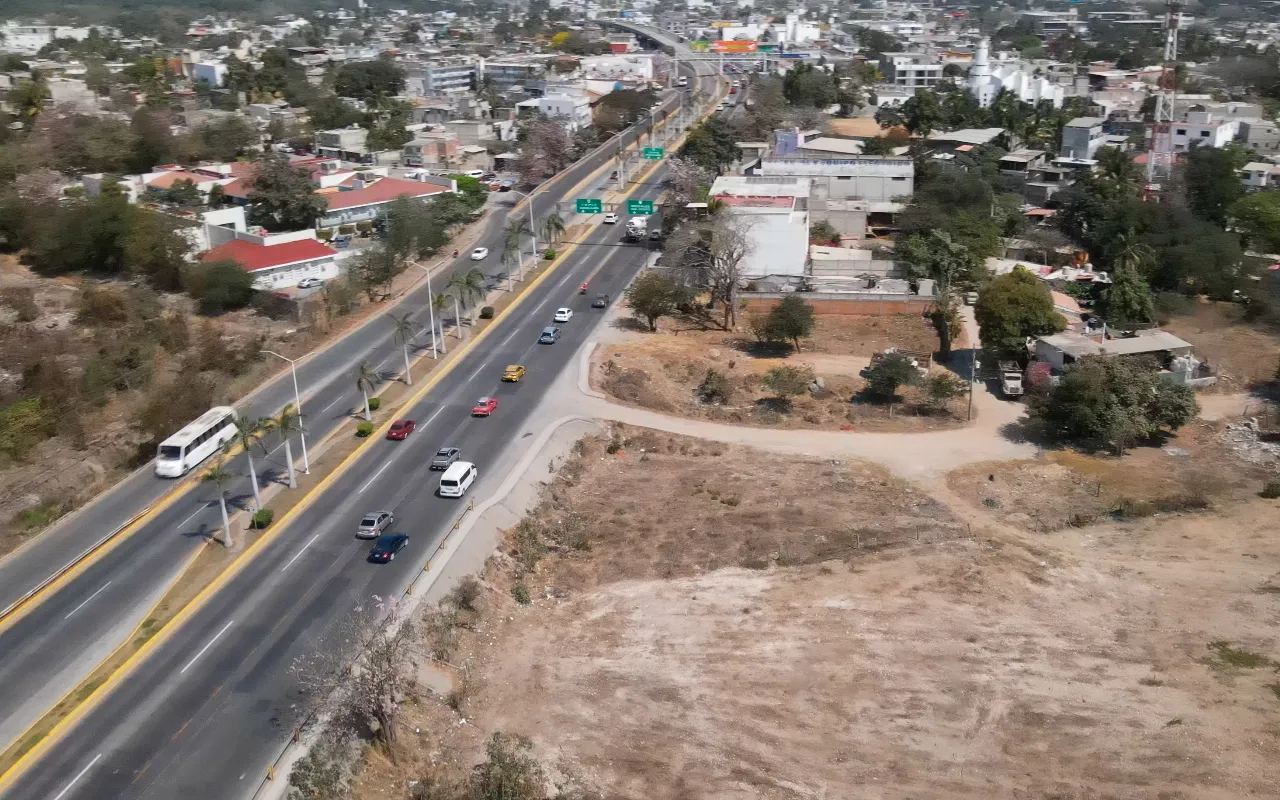 Fotografía 4 de terreno comercial Terreno Comercial en Venta en Bahía de Banderas | 7,076 m² sobre Blvd. Riviera Nayarit