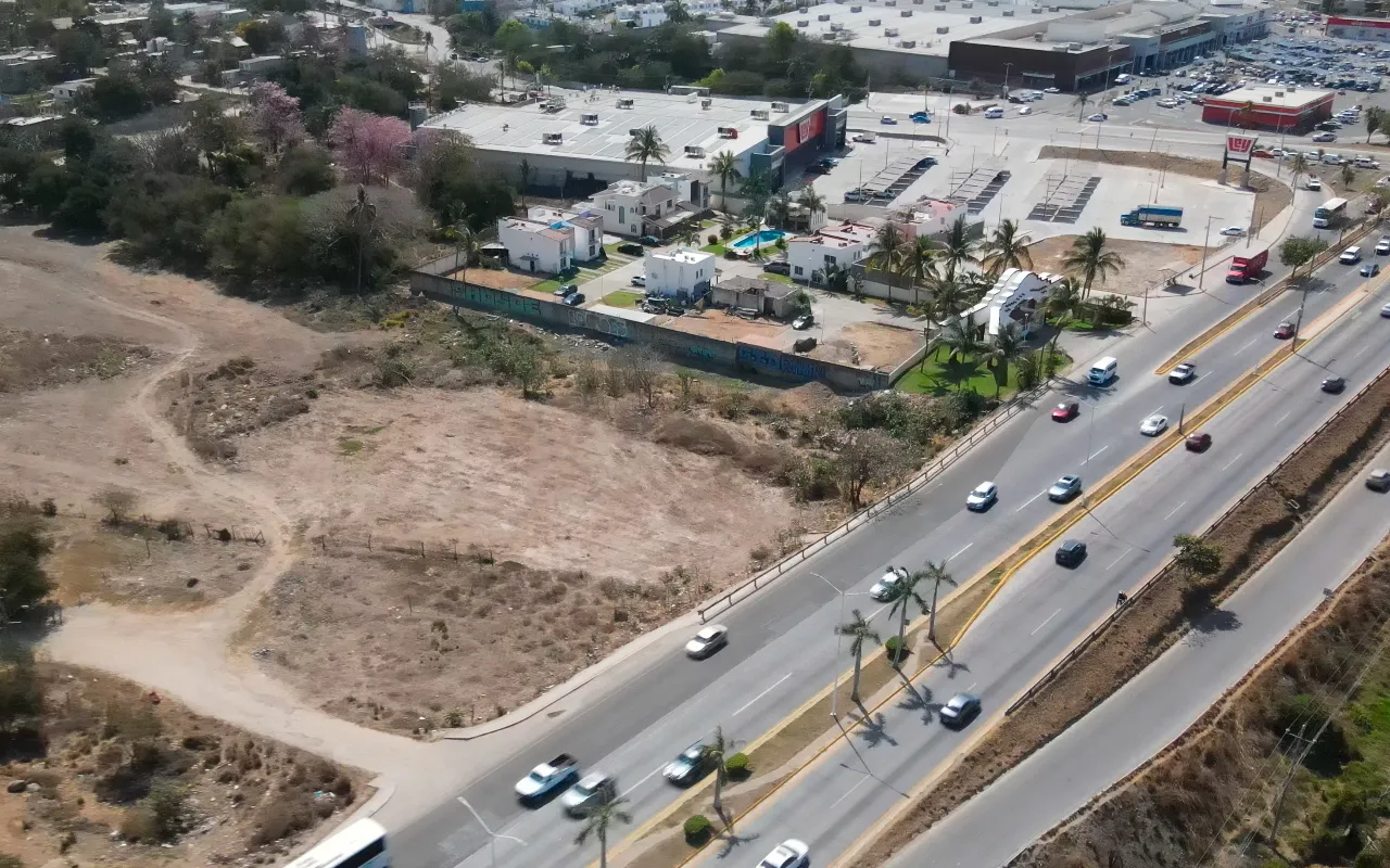 Fotografía 5 de terreno comercial Terreno Comercial en Venta en Bahía de Banderas | 7,076 m² sobre Blvd. Riviera Nayarit