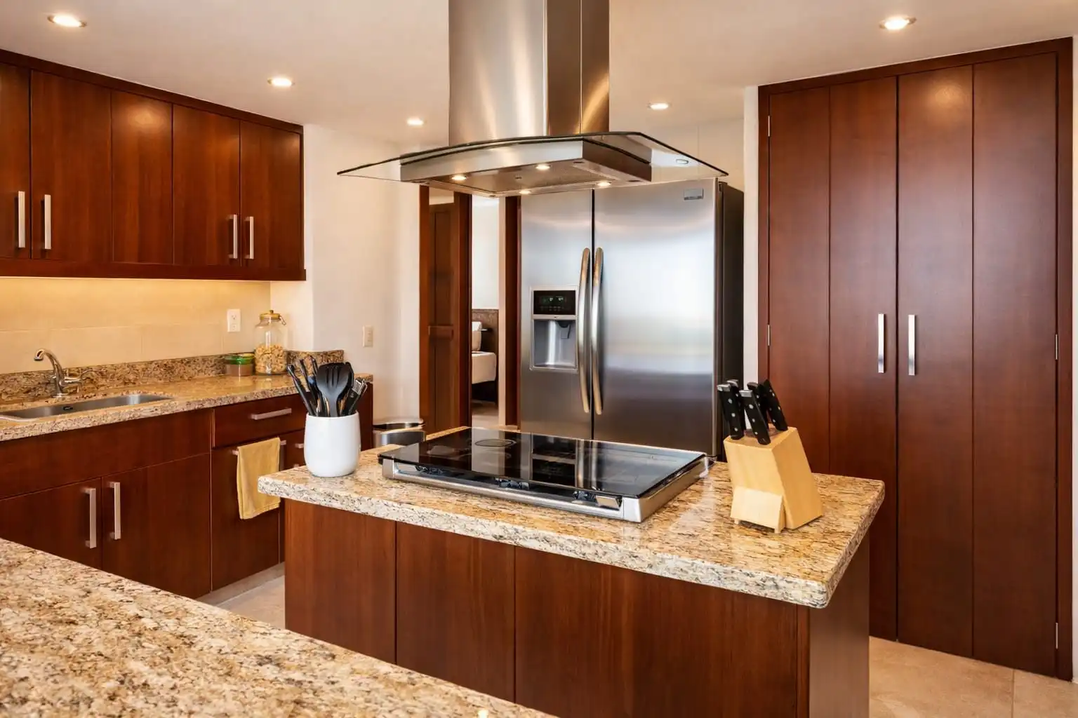 Fotografía 2 de departamento Departamento de Lujo en Renta | Porto Fino Marina Vallarta | Piso 11 Frente al Mar