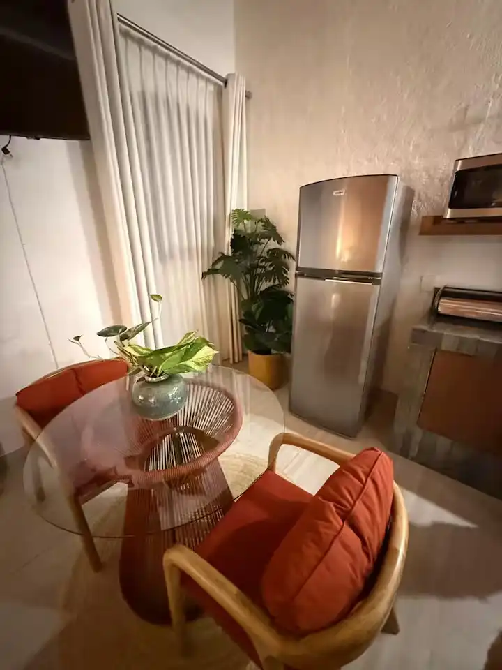 Fotografía 3 de departamento Casa Tropical 2 en Bucerías | Estancia con Alberca y Wifi