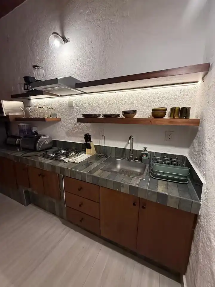 Fotografía 6 de departamento Casa Tropical 2 en Bucerías | Estancia con Alberca y Wifi